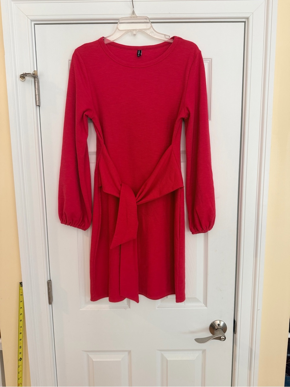Women’s Size Medium "Fashion" Red Tie-Front Casual Long-Sleeve Dress GUC